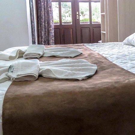 Treze Tílias Hotel Alpenrose מראה חיצוני תמונה